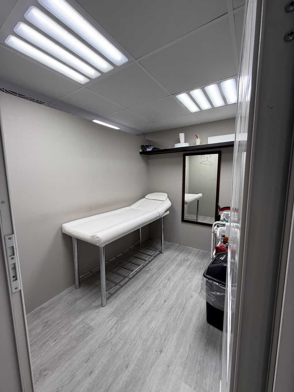 Bait Al Aneq Luxury Salon